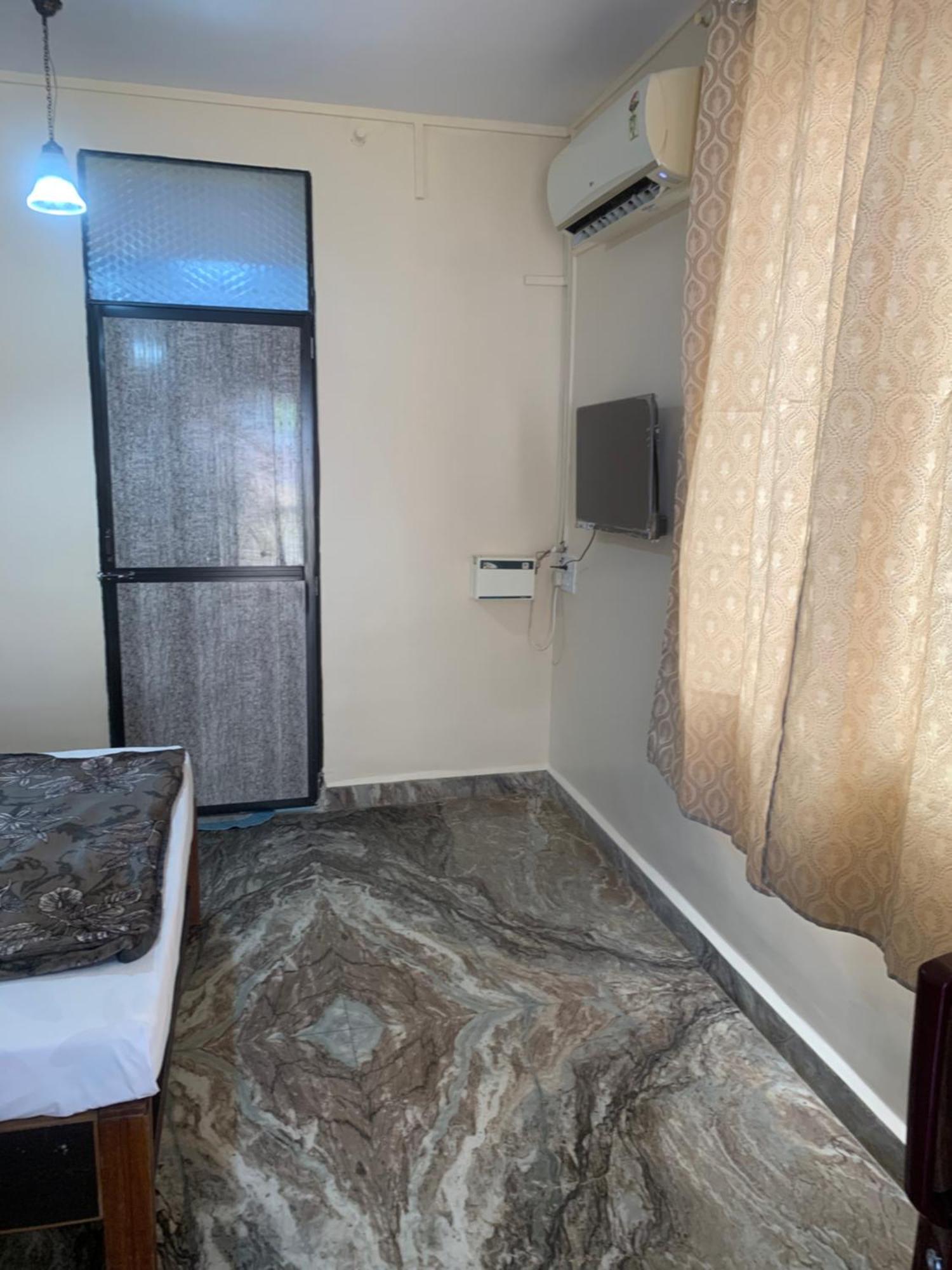 James Guesthouse Bogmalo Bagian luar foto